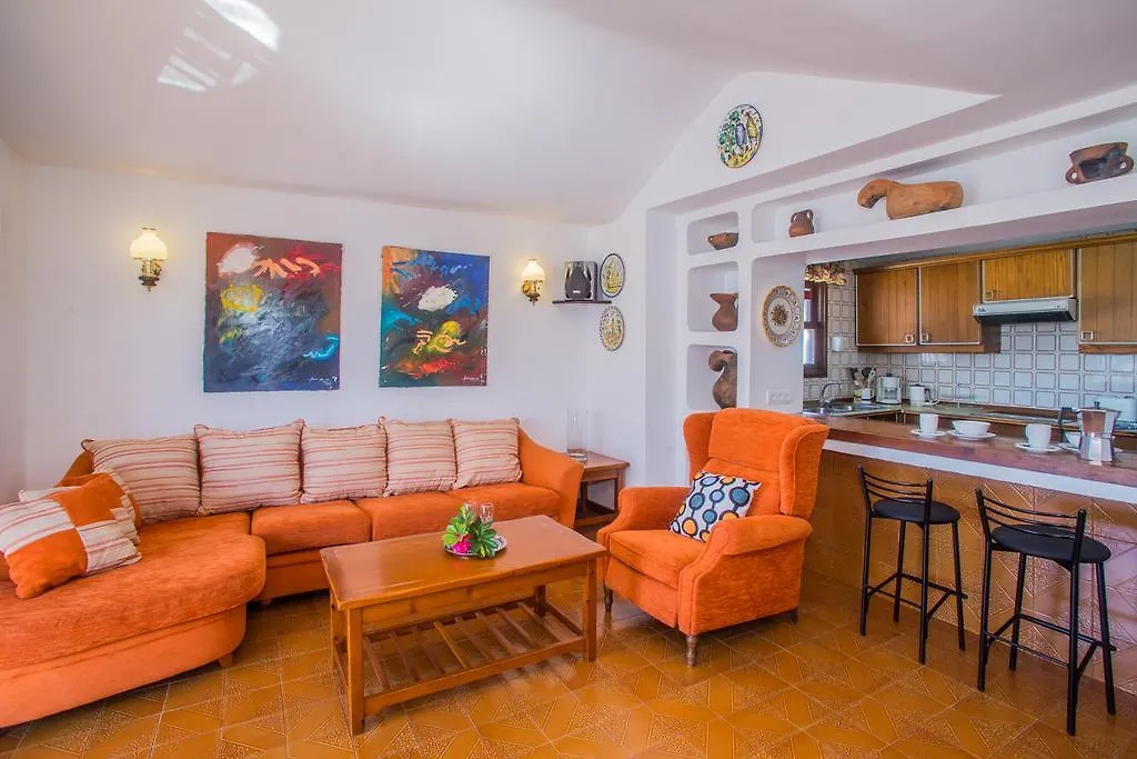 Villas Fayna Puerto del Carmen  0*, Puerto del Carmen (Lanzarote)